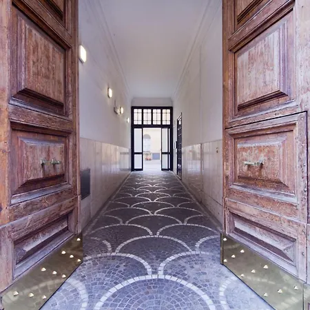 Augusto Valenziani Apartment *